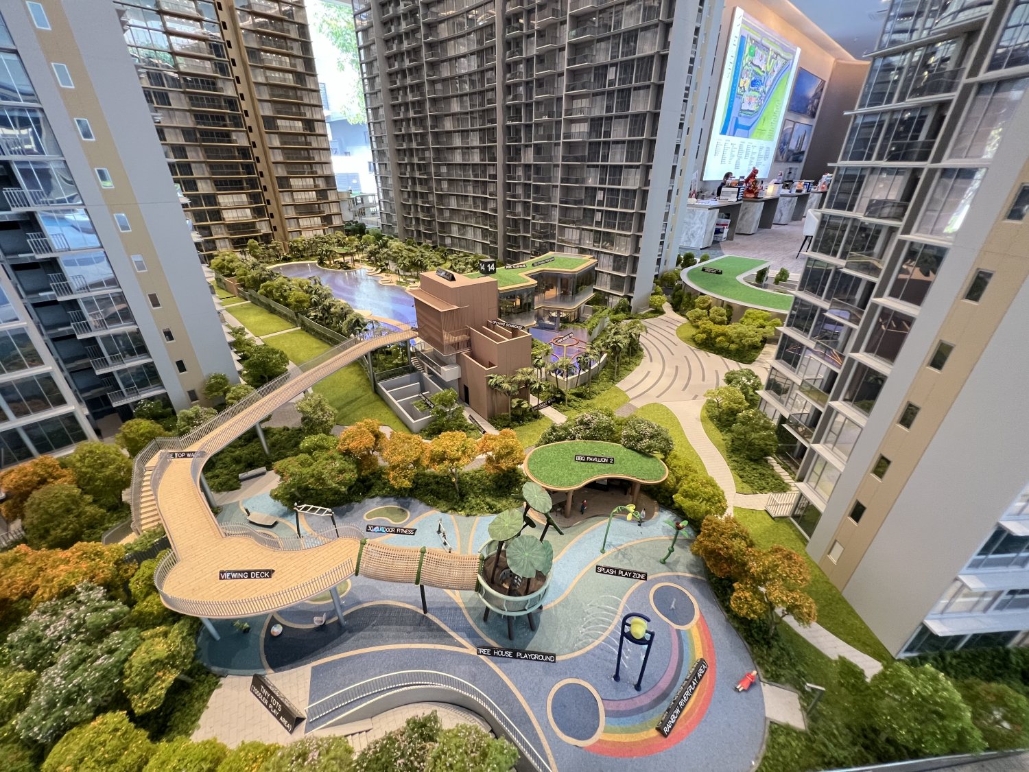 GRAND DUNMAN