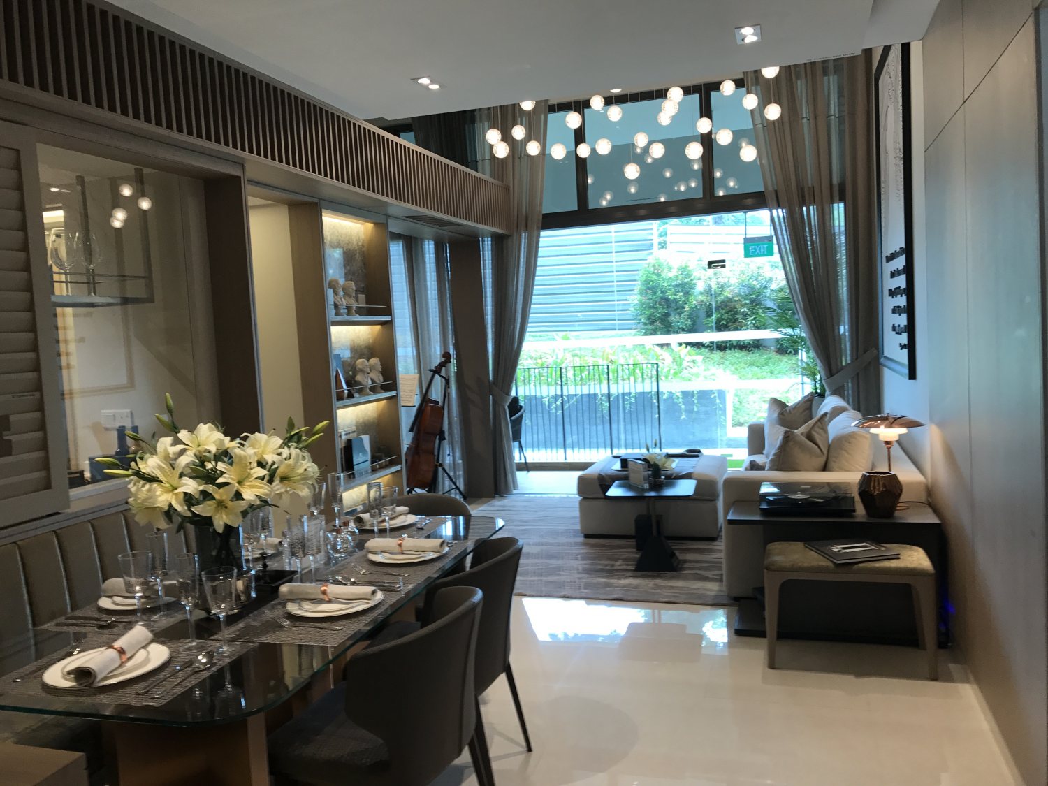 Hundred Palms Residence EC